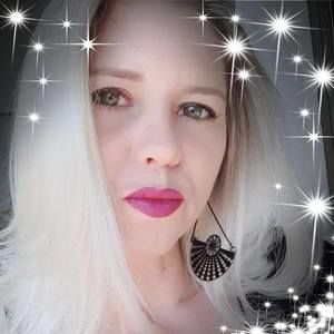 Meet your Posher, Lilian